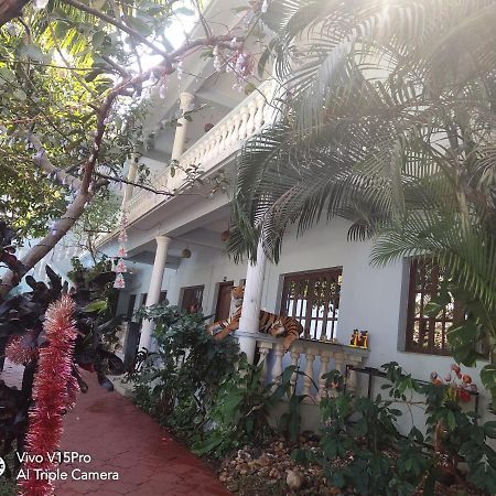 Tanisha Guest House บอกมาโล ภายนอก รูปภาพ